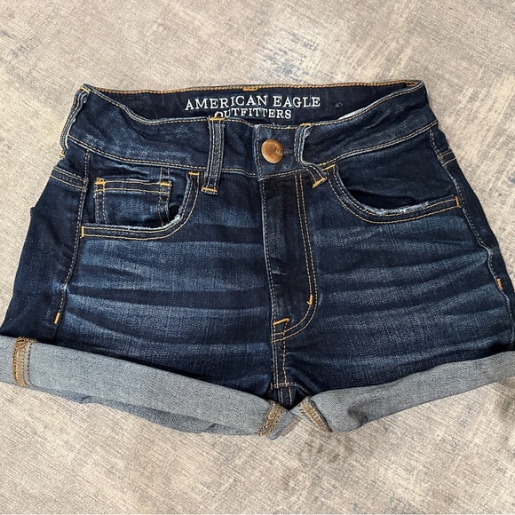 Like New American Eagle Outfitters Super Stretch High Rise Shortie - 00 - Picture 1 of 2